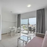Michelangelo 215 Апарт-отель 3*