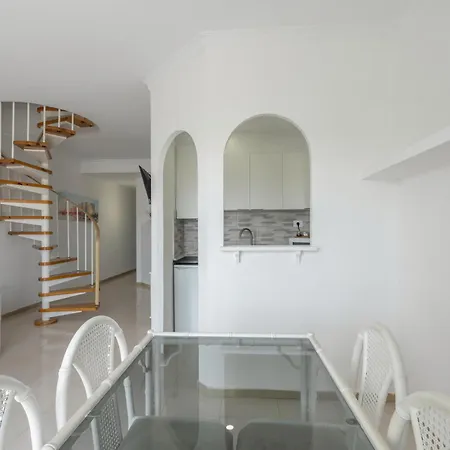 Michelangelo 215 Apart-hotel San Miguel de Abona