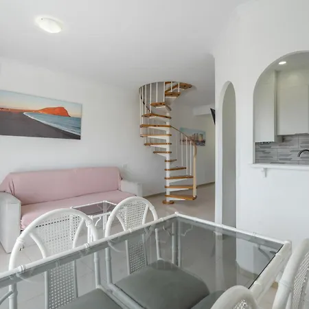 Michelangelo 215 Hotel apartamentowy